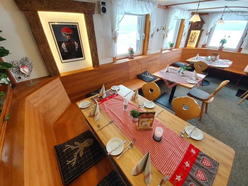 פורטוואנגן Gasthaus Zum Hirschen מראה חיצוני תמונה