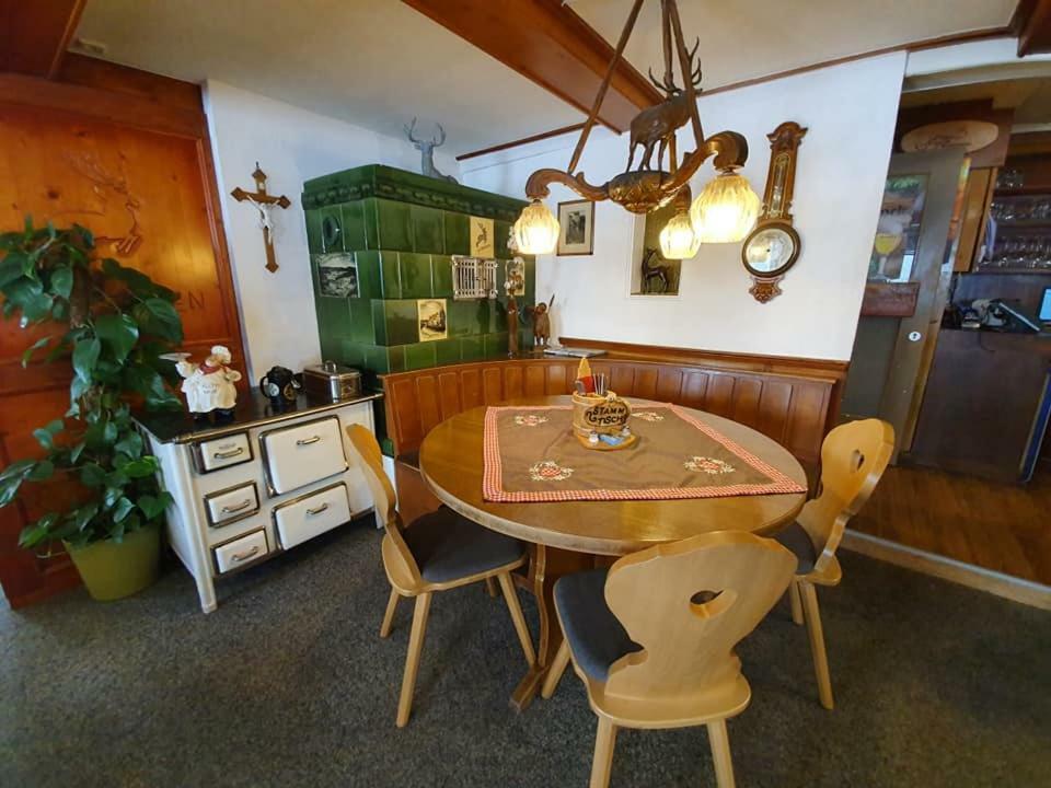 פורטוואנגן Gasthaus Zum Hirschen מראה חיצוני תמונה