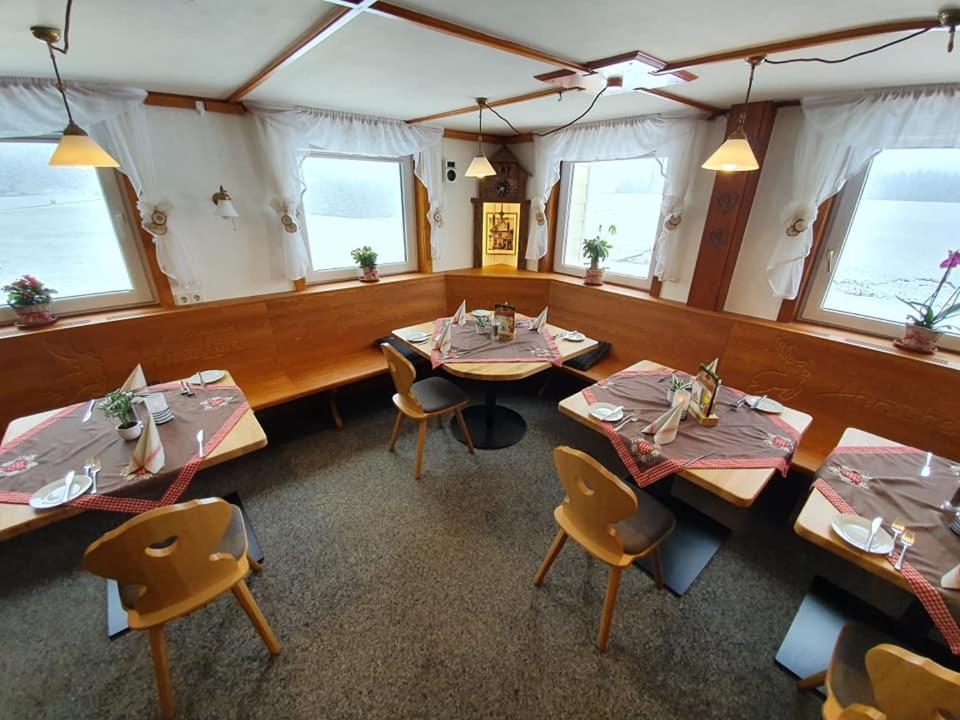 פורטוואנגן Gasthaus Zum Hirschen מראה חיצוני תמונה